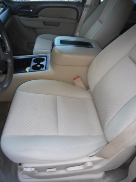 GMC Yukon SLE 2WD 2013 GMC Yukon SLE 2WD 2013