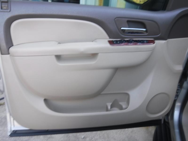 GMC Yukon SLE 2WD 2013 GMC Yukon SLE 2WD 2013