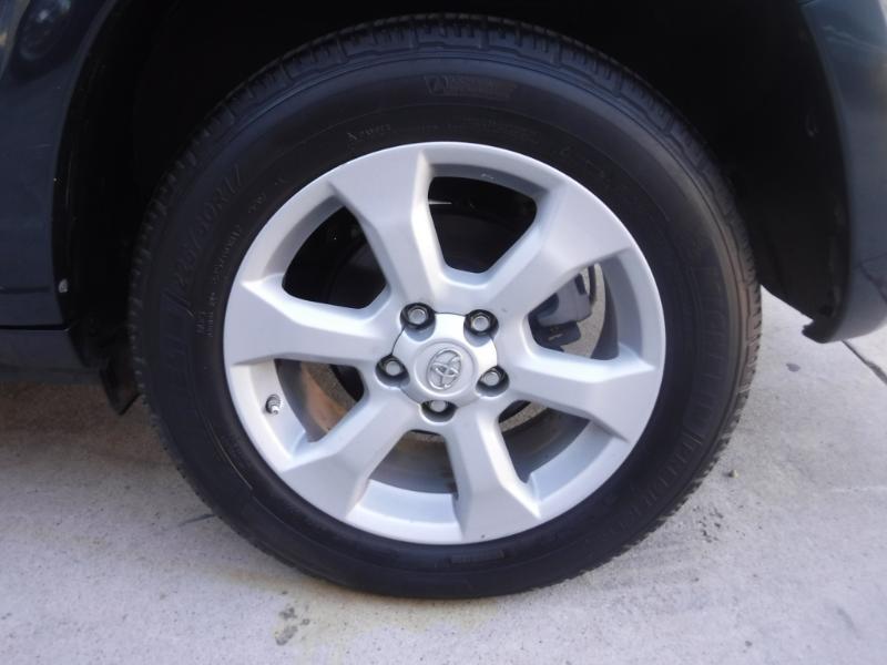 Toyota RAV4 Limited FWD 2012 Toyota RAV4 Limited FWD 2012