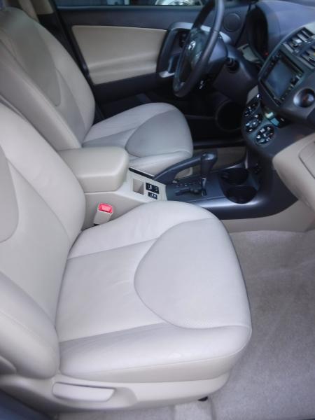 Toyota RAV4 Limited FWD 2012 Toyota RAV4 Limited FWD 2012