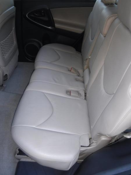 Toyota RAV4 Limited FWD 2012 Toyota RAV4 Limited FWD 2012