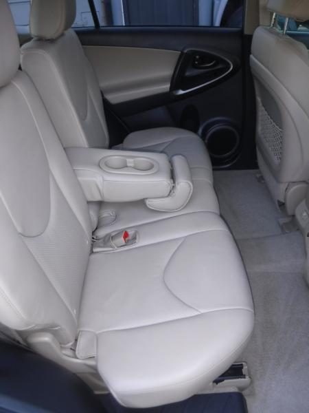 Toyota RAV4 Limited FWD 2012 Toyota RAV4 Limited FWD 2012