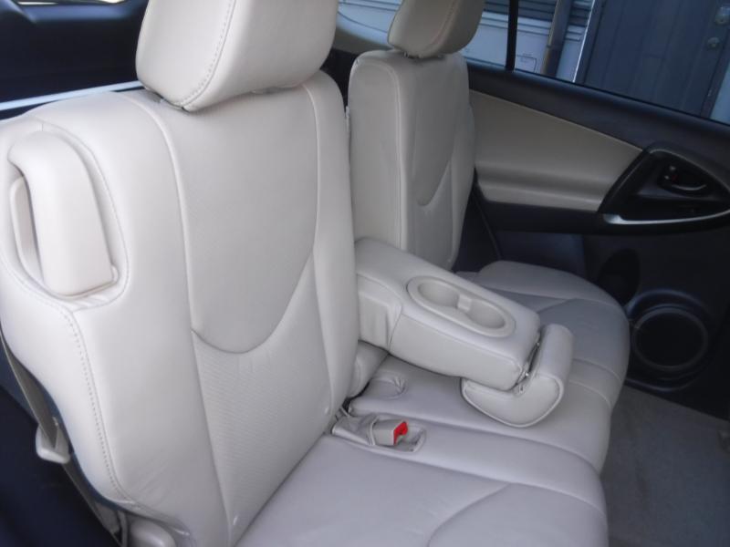 Toyota RAV4 Limited FWD 2012 Toyota RAV4 Limited FWD 2012