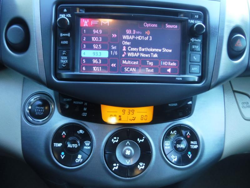 Toyota RAV4 Limited FWD 2012 Toyota RAV4 Limited FWD 2012