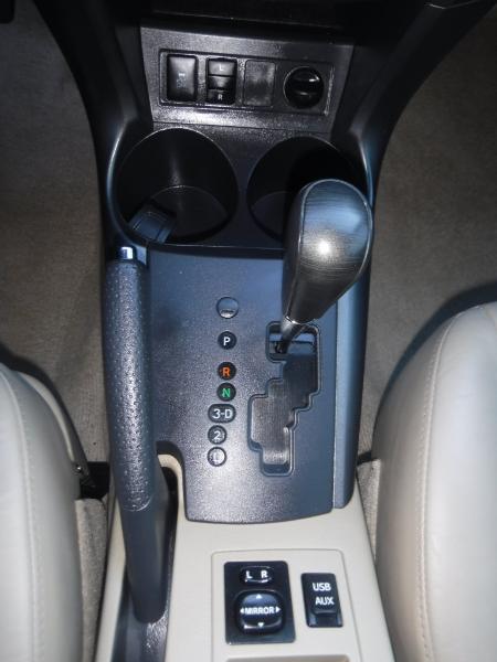 Toyota RAV4 Limited FWD 2012 Toyota RAV4 Limited FWD 2012