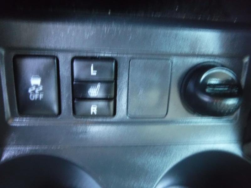 Toyota RAV4 Limited FWD 2012 Toyota RAV4 Limited FWD 2012