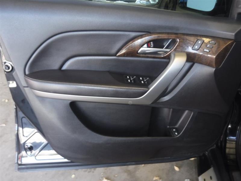 Acura MDX 6-Spd AT w/Advance Package 2011