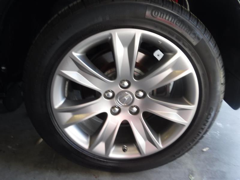 Acura MDX 6-Spd AT w/Advance Package 2011