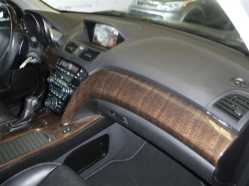 Acura MDX 6-Spd AT w/Advance Package 2011