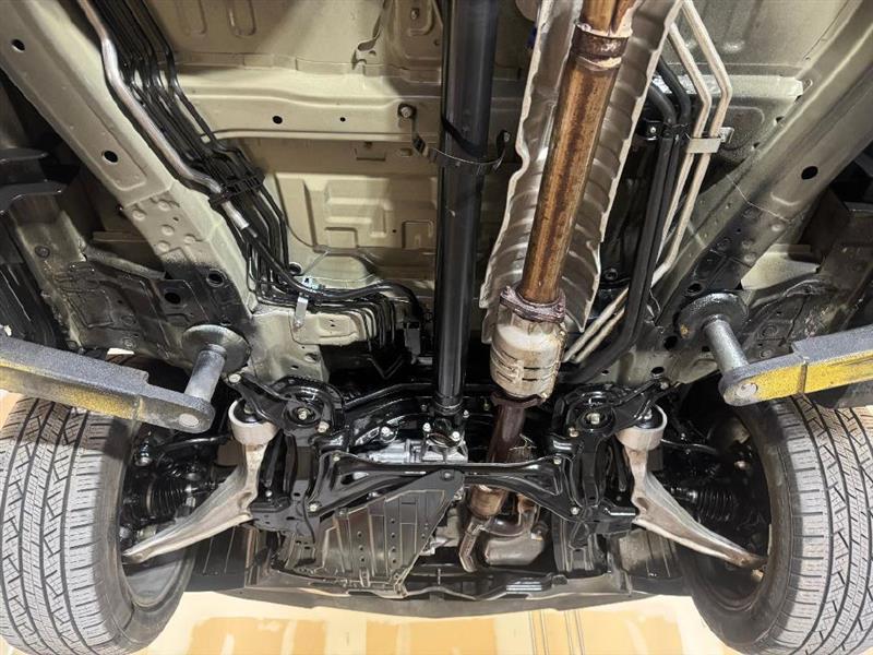 Acura MDX 6-Spd AT w/Advance Package 2011