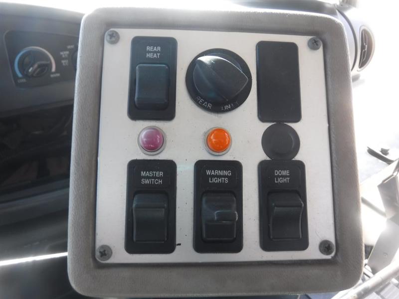 Ford Econoline Chassis  2003