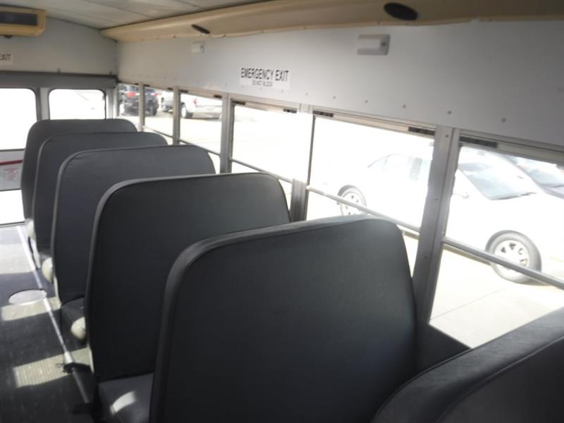 Ford Econoline Chassis  2003