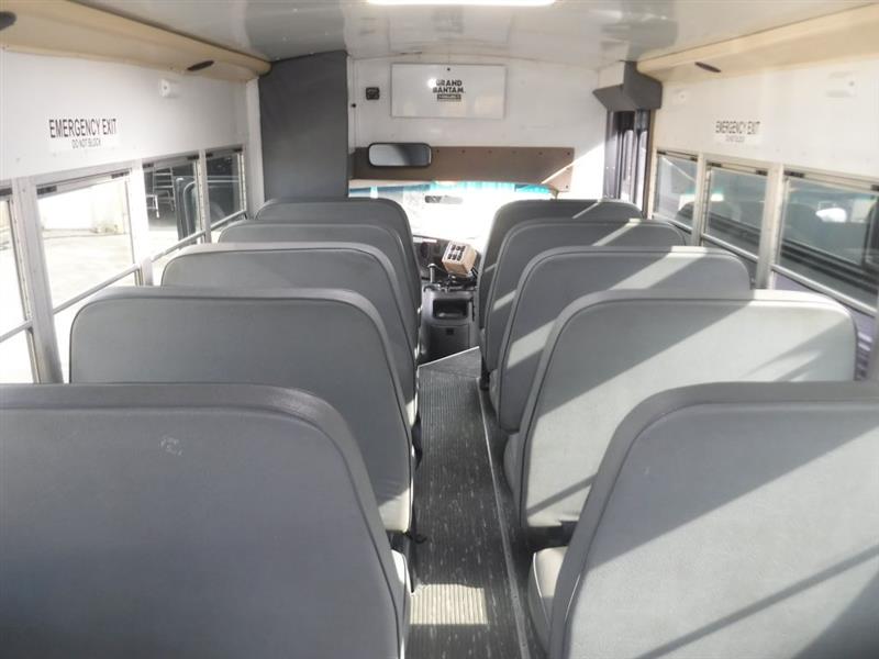 Ford Econoline Chassis  2003