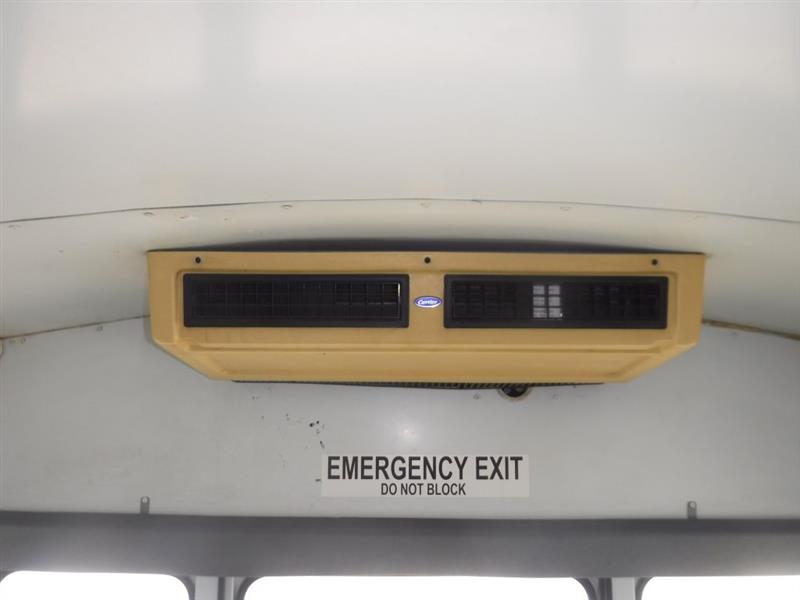 Ford Econoline Chassis  2003