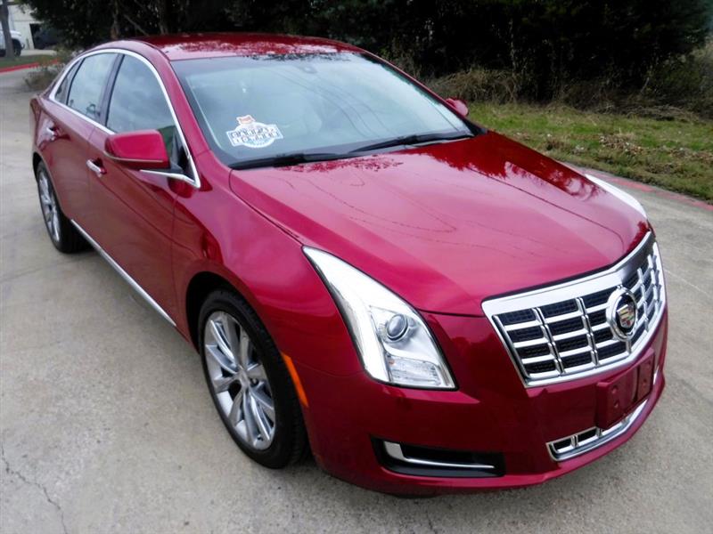 Cadillac XTS Base 2013