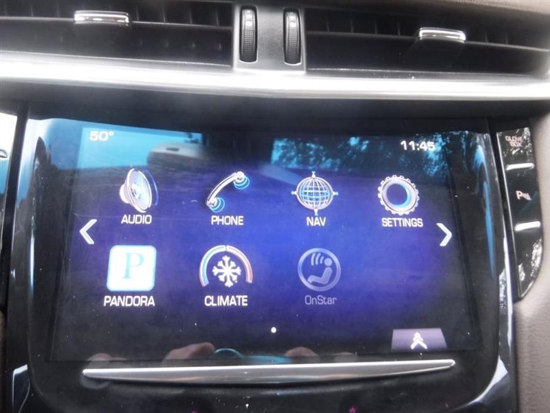 Cadillac XTS Base 2013