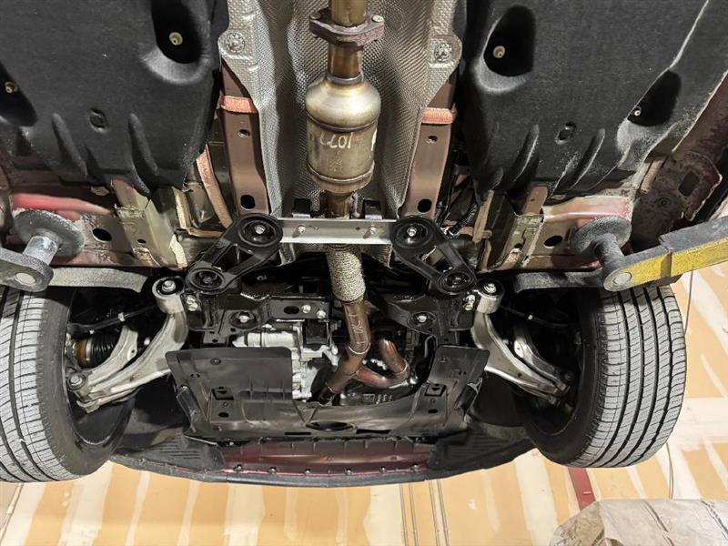 Cadillac XTS Base 2013