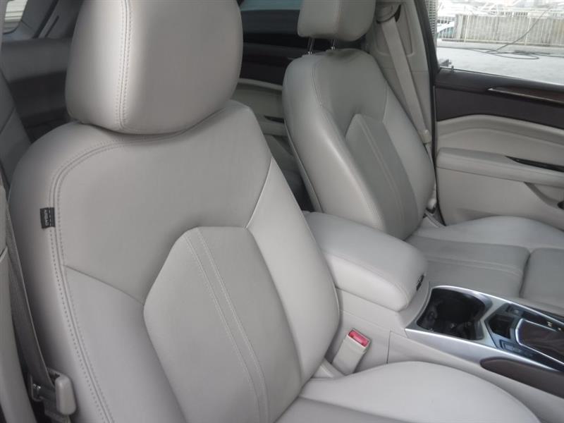 Cadillac SRX Luxury Collection FWD 2015