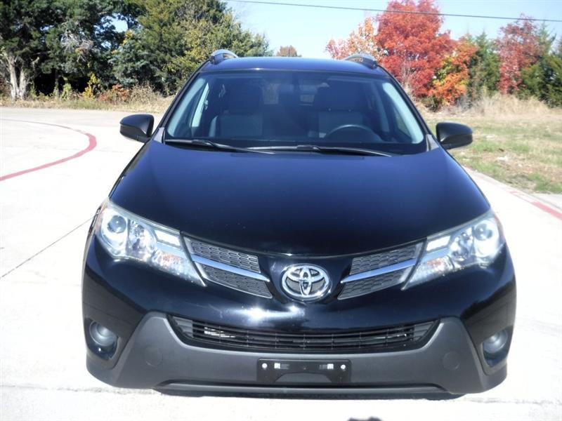 Toyota RAV4 LE FWD 2015