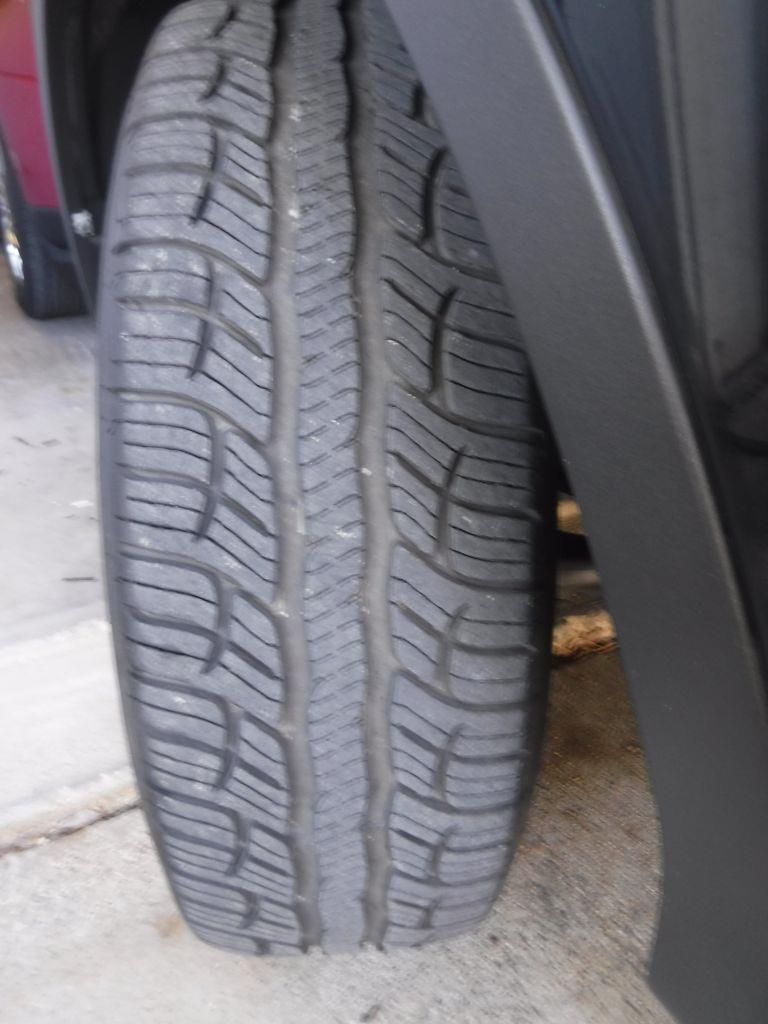 Toyota RAV4 LE FWD 2015