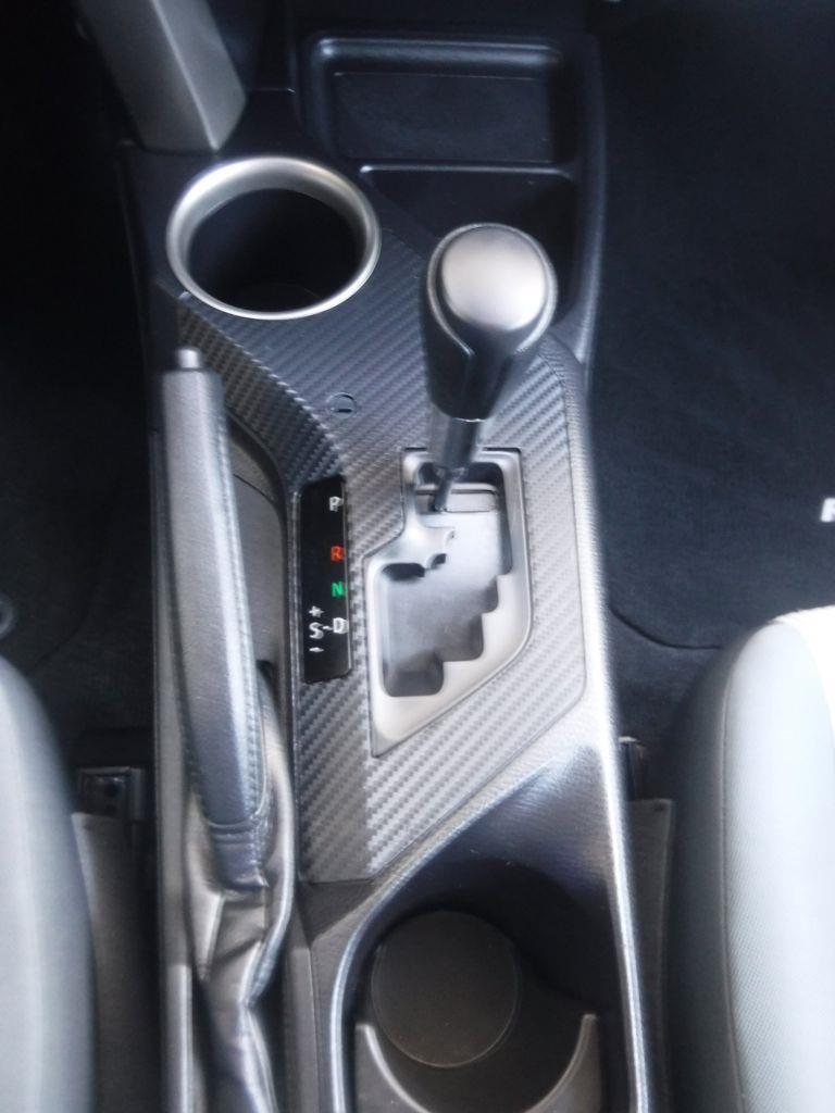 Toyota RAV4 LE FWD 2015