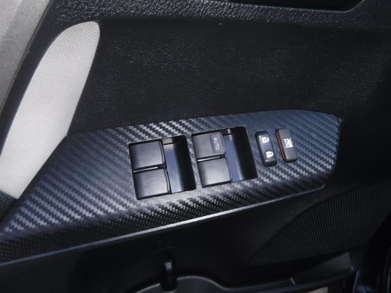 Toyota RAV4 LE FWD 2015