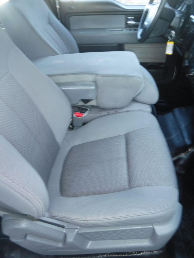 Ford F-150 XL SuperCrew 5.5-ft. Bed 2WD 2012