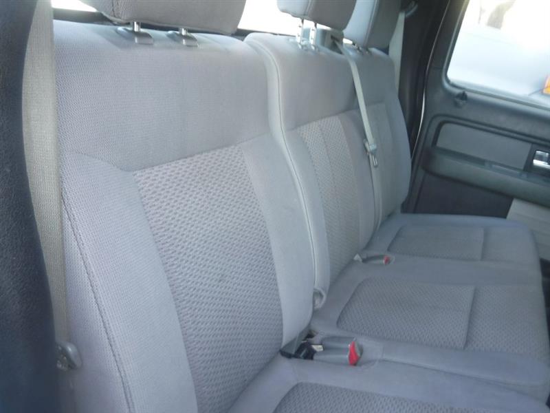 Ford F-150 XL SuperCrew 5.5-ft. Bed 2WD 2012