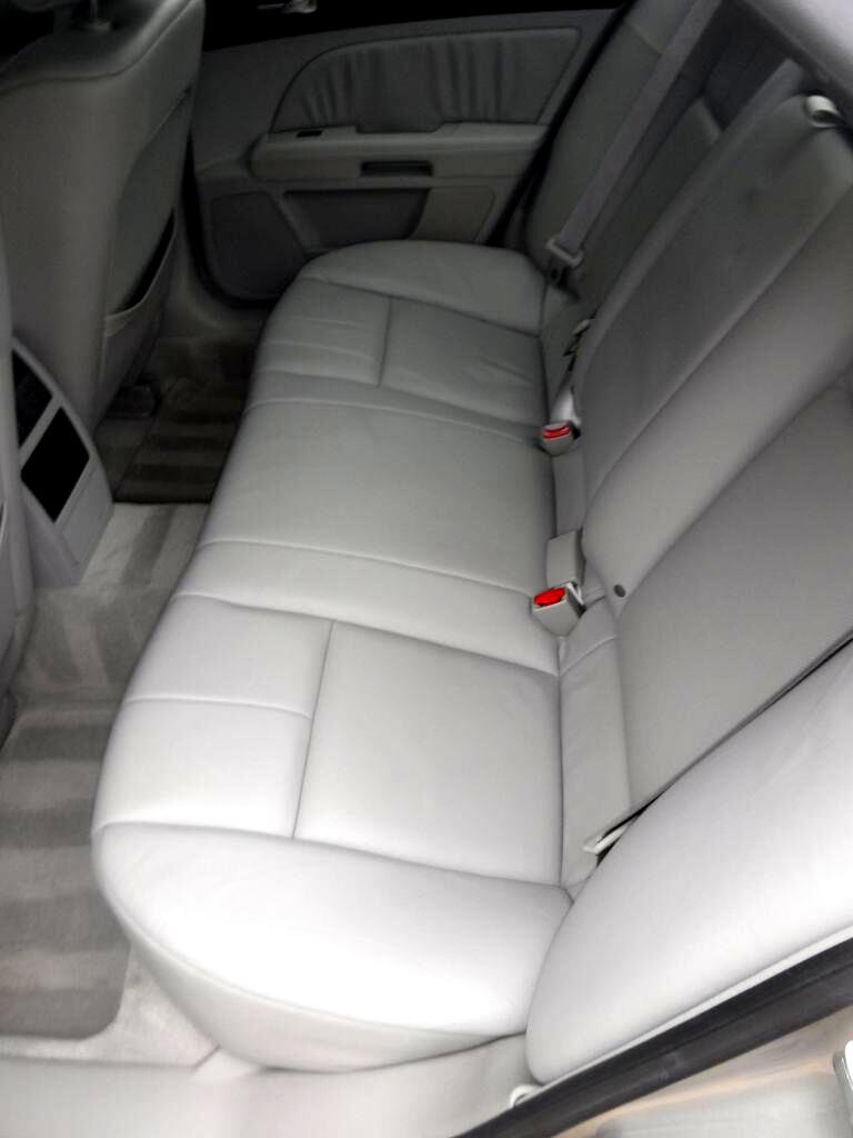 Cadillac STS V6 2005