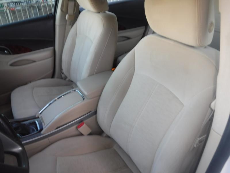 Buick LaCrosse Convenience Package 2012