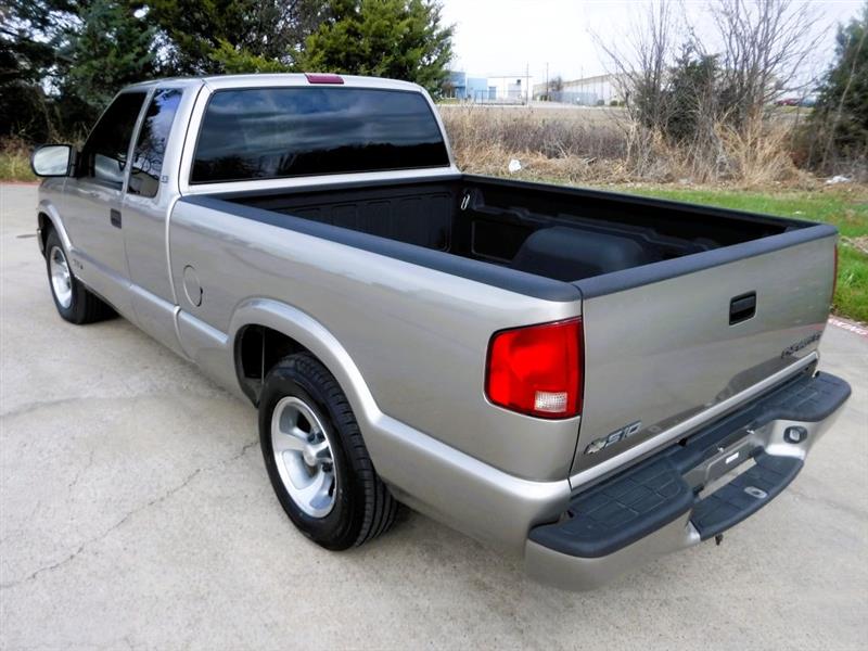 Chevrolet S10 Pickup LS Ext. Cab 2WD 2003