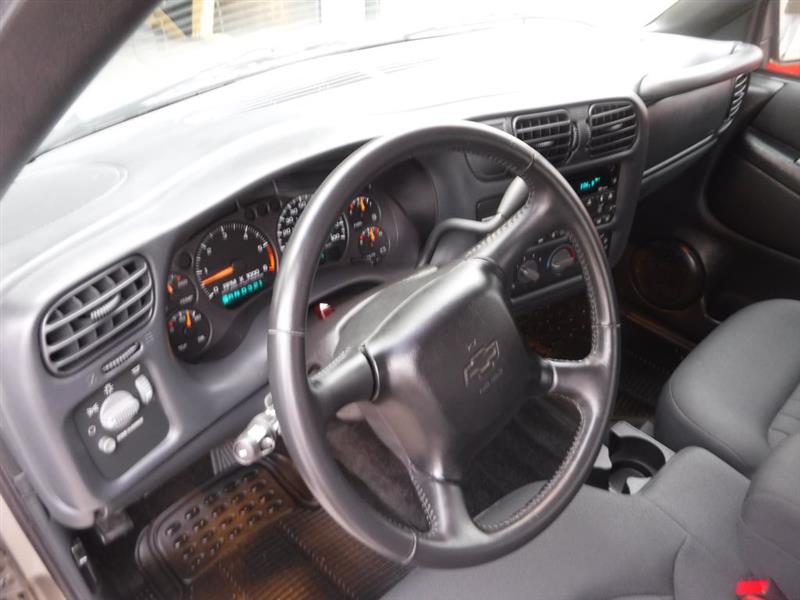 Chevrolet S10 Pickup LS Ext. Cab 2WD 2003