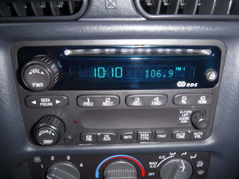 Chevrolet S10 Pickup LS Ext. Cab 2WD 2003