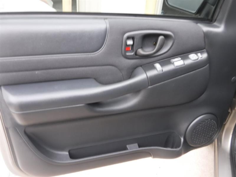 Chevrolet S10 Pickup LS Ext. Cab 2WD 2003