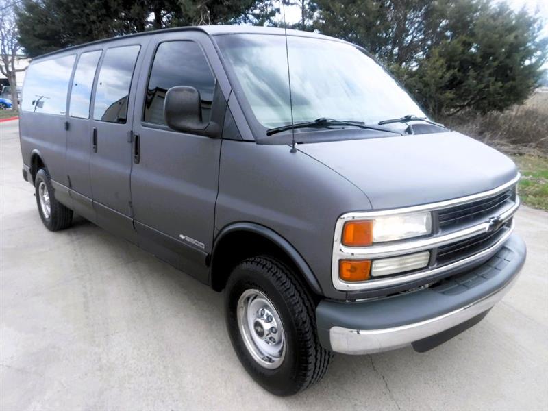 Chevrolet Express 3500 Extended 2001