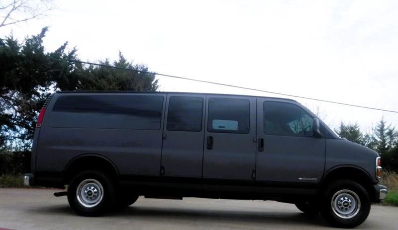 Chevrolet Express 3500 Extended 2001