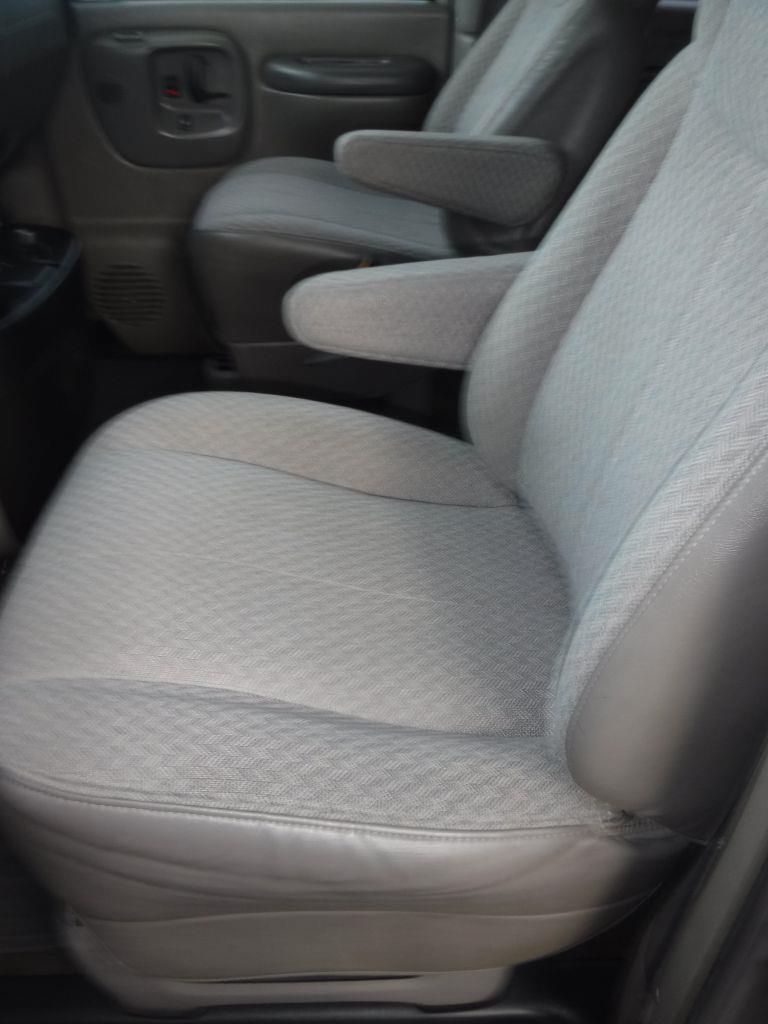 Chevrolet Express 3500 Extended 2001