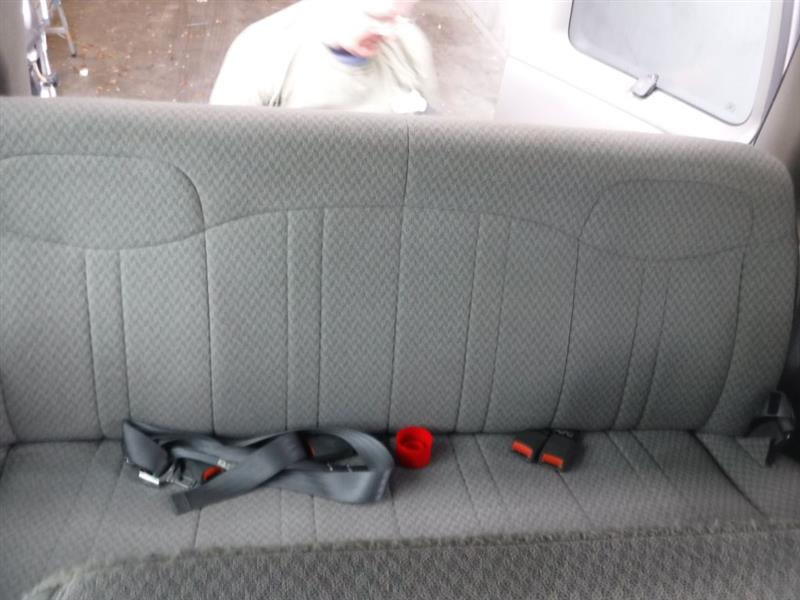 Chevrolet Express 3500 Extended 2001