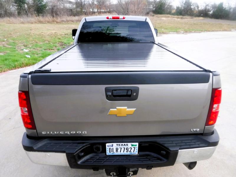 Chevrolet Silverado 3500HD LTZ Crew Cab 4WD 2013