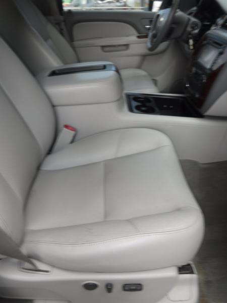 Chevrolet Silverado 3500HD LTZ Crew Cab 4WD 2013