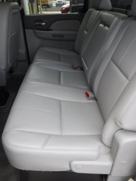 Chevrolet Silverado 3500HD LTZ Crew Cab 4WD 2013