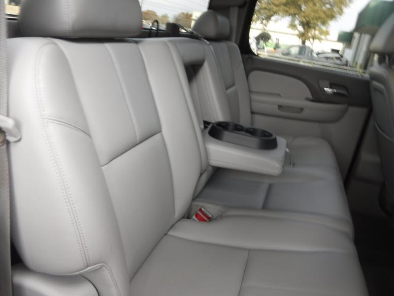 Chevrolet Silverado 3500HD LTZ Crew Cab 4WD 2013