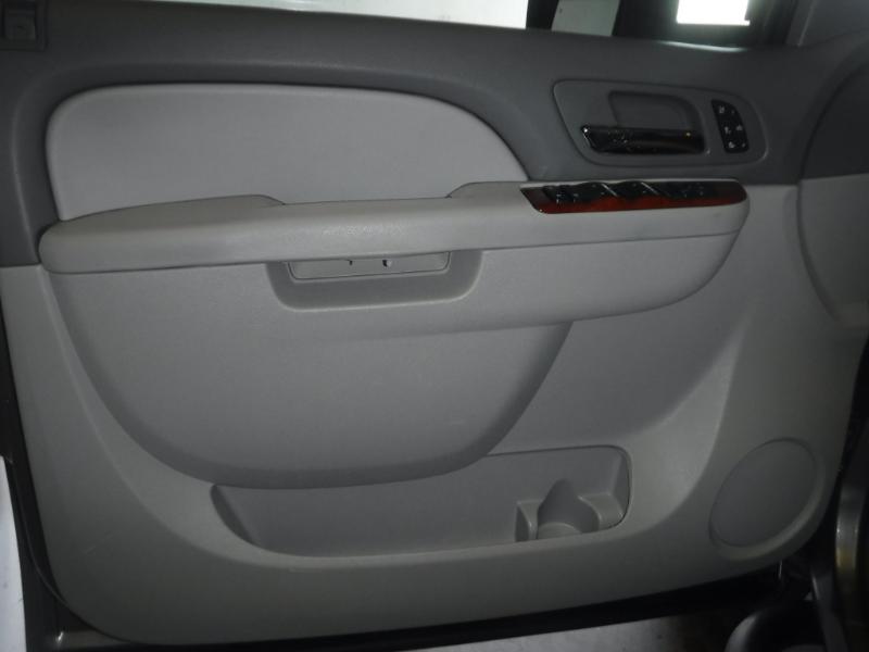 Chevrolet Silverado 3500HD LTZ Crew Cab 4WD 2013