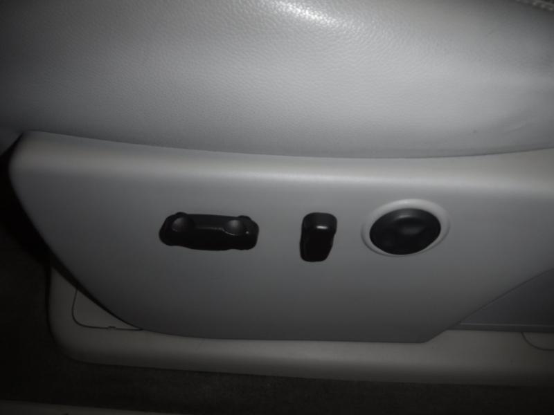 Chevrolet Silverado 3500HD LTZ Crew Cab 4WD 2013