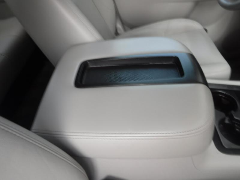 Chevrolet Silverado 3500HD LTZ Crew Cab 4WD 2013