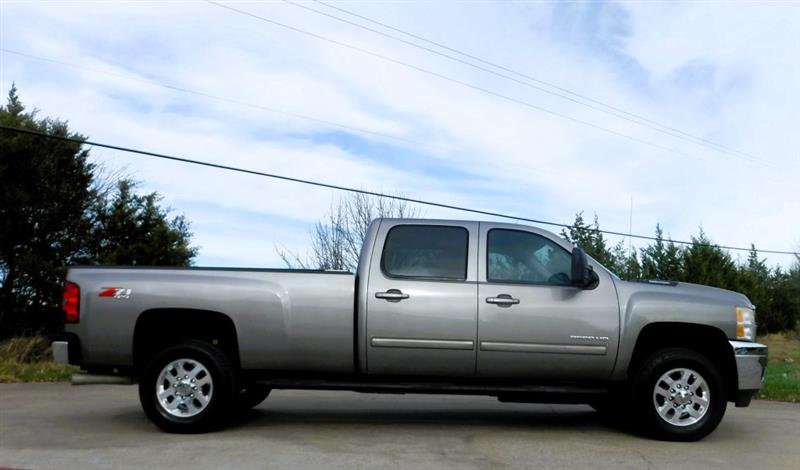 Chevrolet Silverado 3500HD LTZ Crew Cab 4WD 2013