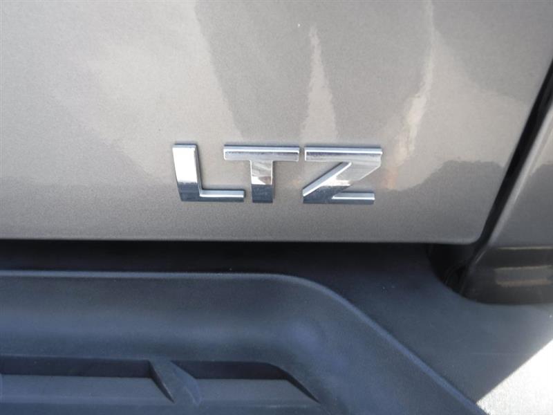 Chevrolet Silverado 3500HD LTZ Crew Cab 4WD 2013