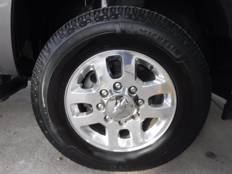 Chevrolet Silverado 3500HD LTZ Crew Cab 4WD 2013