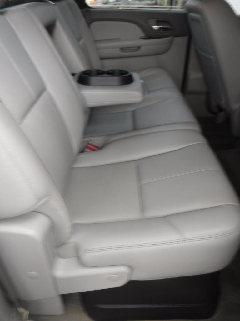 Chevrolet Silverado 3500HD LTZ Crew Cab 4WD 2013