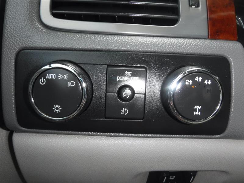 Chevrolet Silverado 3500HD LTZ Crew Cab 4WD 2013